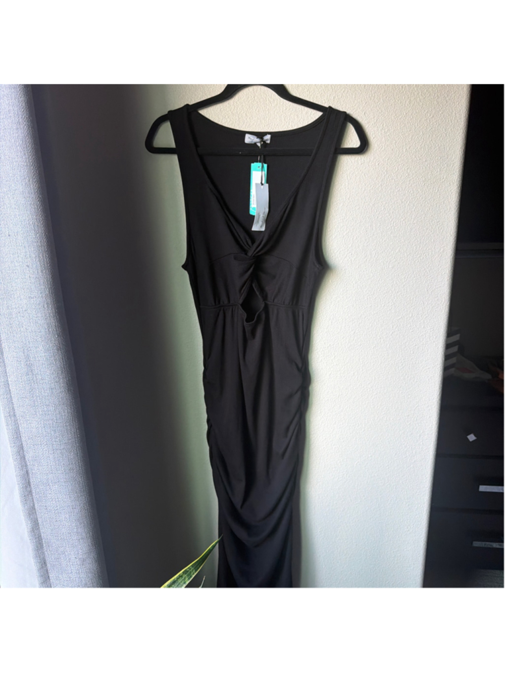 Women's Black Guilia Ultra Rib Twist Front Cutout Midi Dress Size L